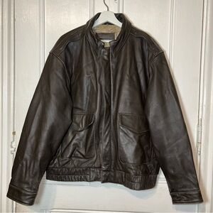 G-III Brown Leather Bomber Moto Zip Flap Pockets Map Lining Jacket